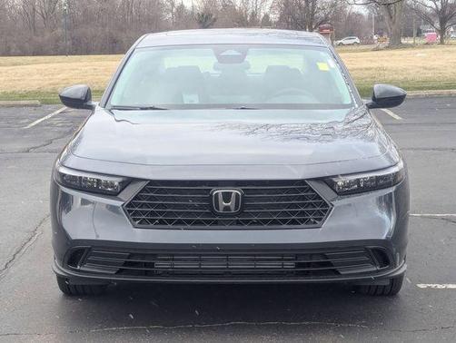 Meteorite Gray Metallic 2026 Honda Accord SE