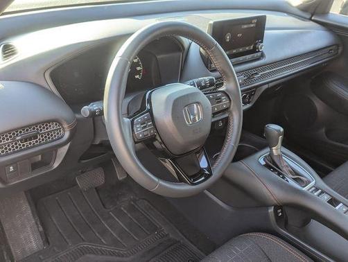 Urban Gray Pearl 2024 Honda HR-V Sport