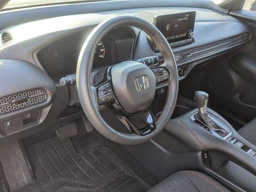 Urban Gray Pearl 2024 Honda HR-V Sport