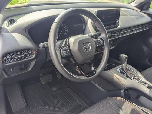 Crystal Black Pearl 2024 Honda HR-V Sport