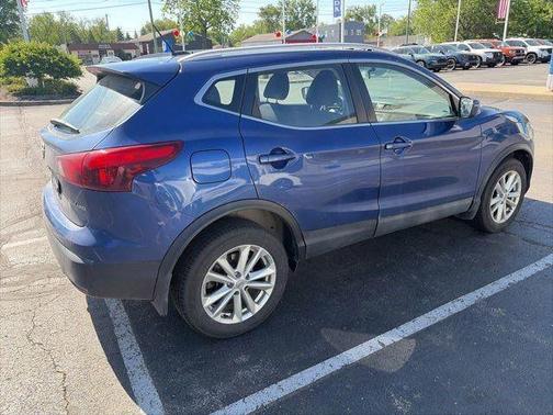 Caspian Blue 2017 Nissan Rogue Sport SV