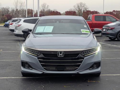 2022 Honda Accord 