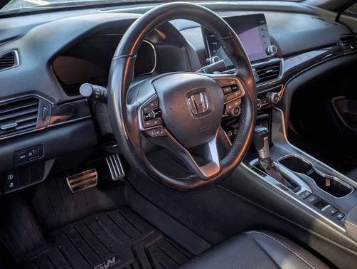 2022 Honda Accord 