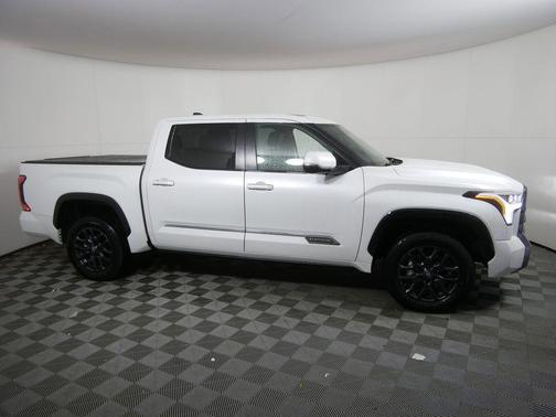 2025 Toyota Tundra Platinum