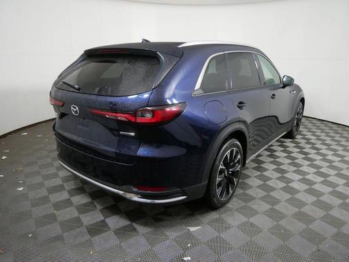 2024 Mazda CX-90 PHEV Premium