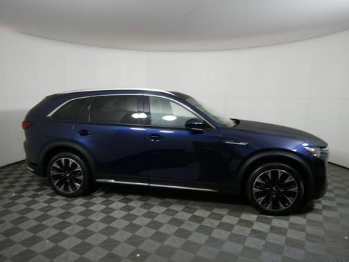 2024 Mazda CX-90 PHEV Premium