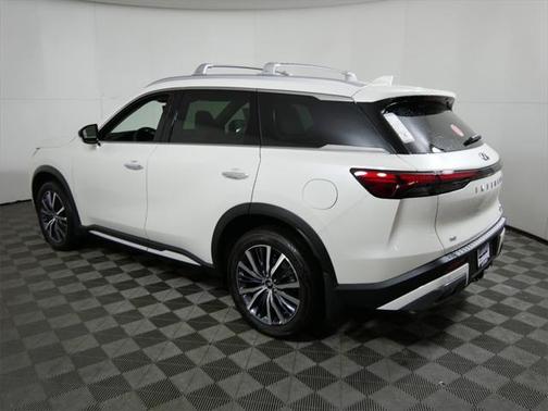 2025 INFINITI QX60 SENSORY