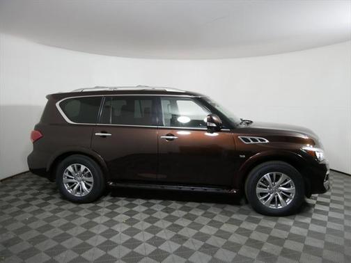 2017 INFINITI QX80 Base