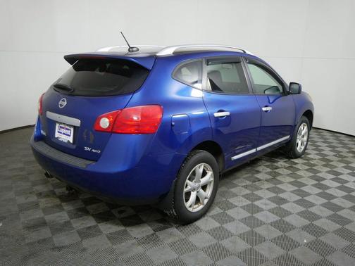 2011 Nissan Rogue SV