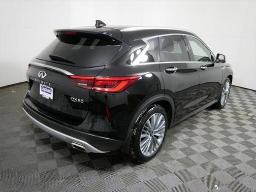 2024 INFINITI QX50 SENSORY AWD