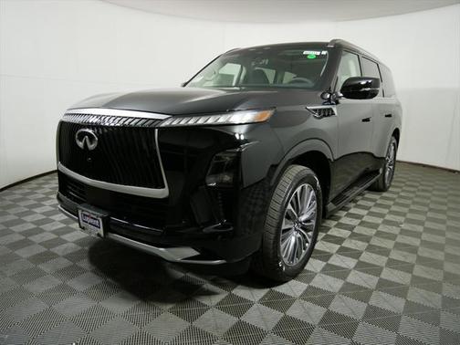 2025 INFINITI QX80 Luxe