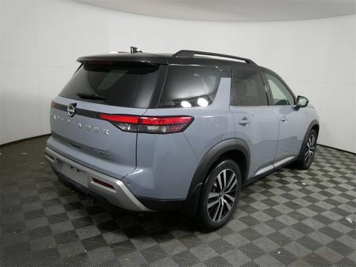 2023 Nissan Pathfinder Platinum 4WD
