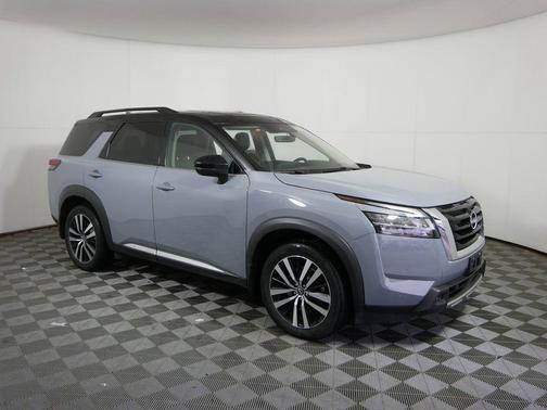2023 Nissan Pathfinder Platinum 4WD