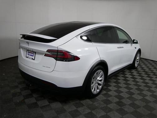 2020 Tesla Model X Long Range Dual Motor All-Wheel Drive