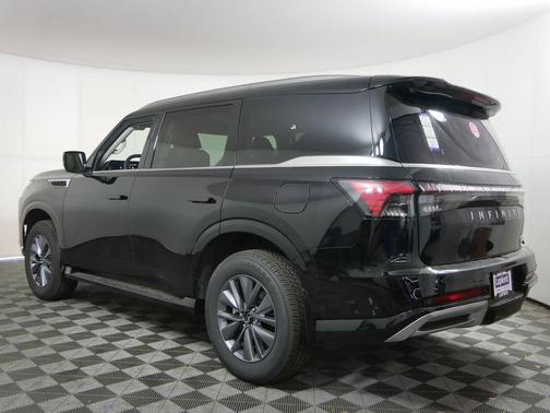 2026 INFINITI QX80 PURE AWD