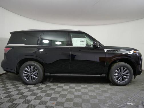 2026 INFINITI QX80 PURE AWD