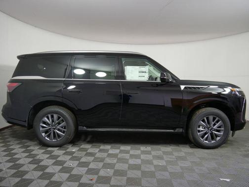 2026 INFINITI QX80 PURE AWD