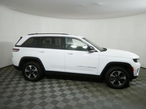 2024 Jeep Grand Cherokee 4xe Base