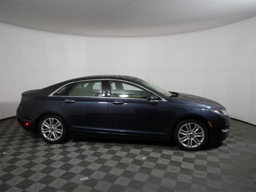 2014 Lincoln MKZ Base