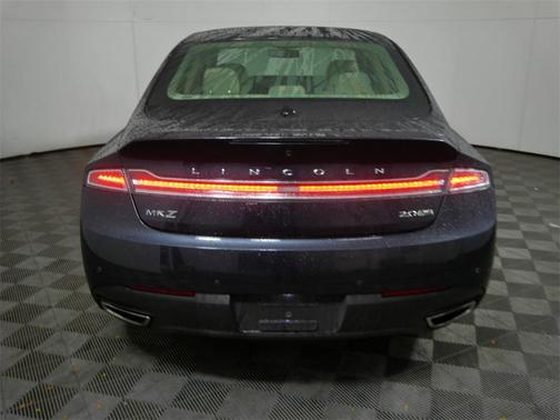 2014 Lincoln MKZ Base