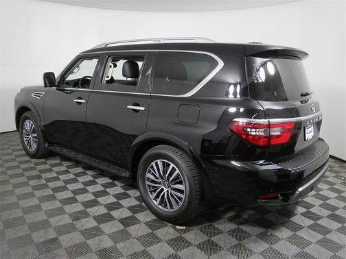 2024 Nissan Armada SL 4WD