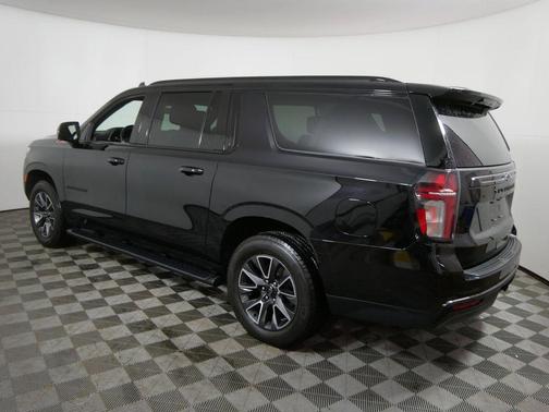 2021 Chevrolet Suburban 4WD Z71