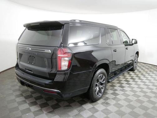 2021 Chevrolet Suburban 4WD Z71