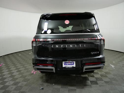 2025 INFINITI QX80 SENSORY AWD