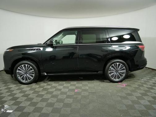 2025 INFINITI QX80 SENSORY AWD