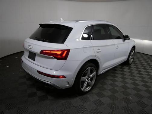 2022 Audi SQ5 3.0T Premium Plus
