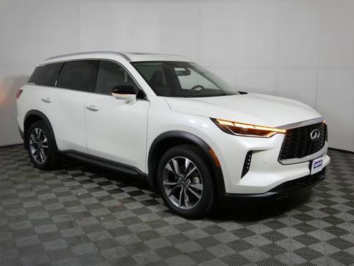2024 INFINITI QX60 Luxe