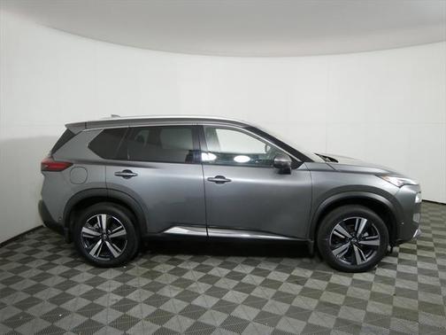 2022 Nissan Rogue Platinum