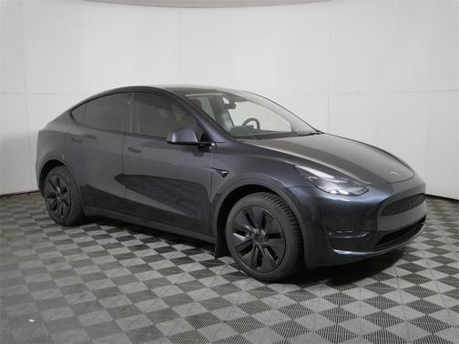 2024 Tesla Model Y Long Range Dual Motor All-Wheel Drive