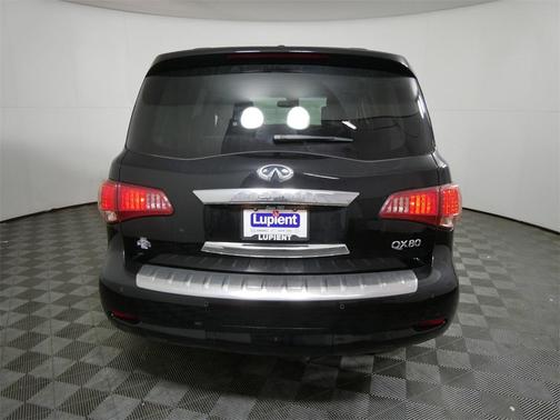 2016 INFINITI QX80 Base