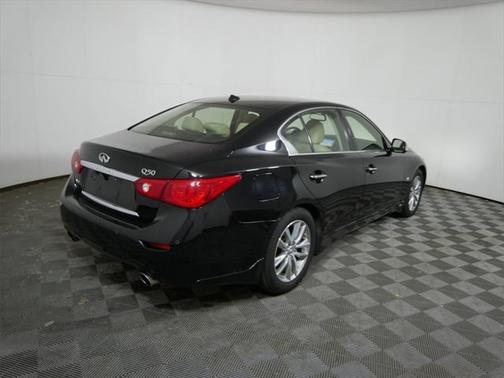 2014 INFINITI Q50 Premium