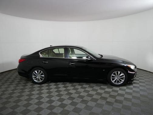 2014 INFINITI Q50 Premium