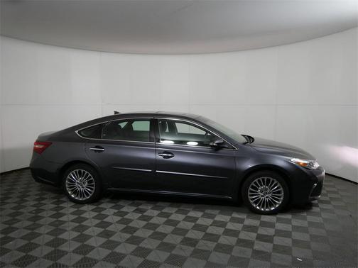 2016 Toyota Avalon 