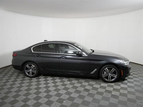 2022 BMW 530 i xDrive