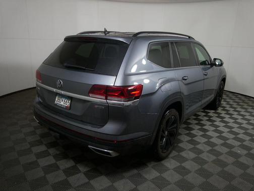 2022 Volkswagen Atlas 3.6L SE w/Technology