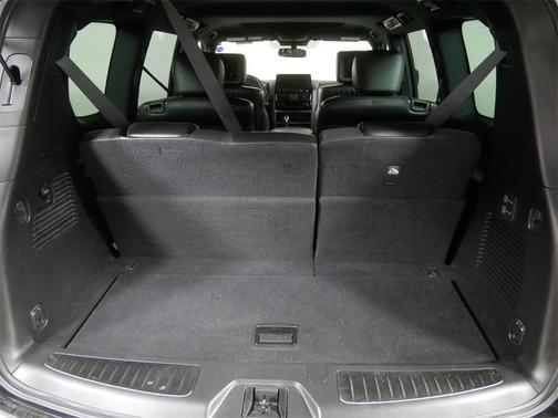 2022 INFINITI QX80 Luxe