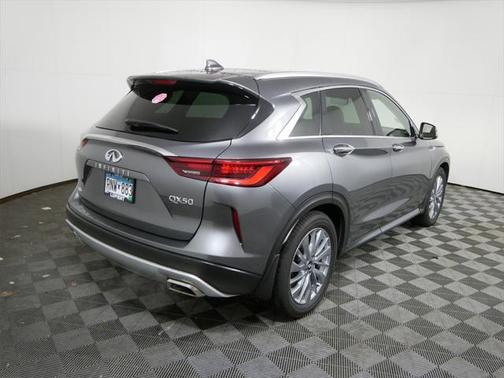 2024 INFINITI QX50 LUXE AWD