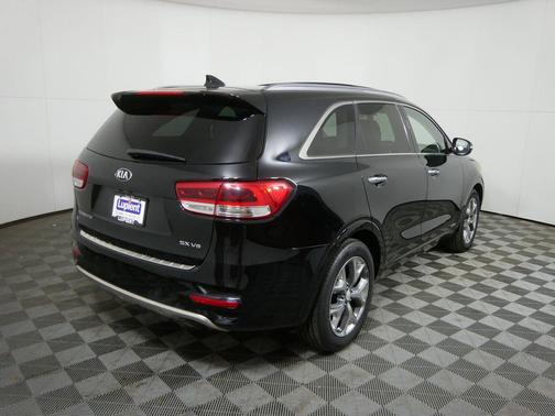 2016 Kia Sorento SX