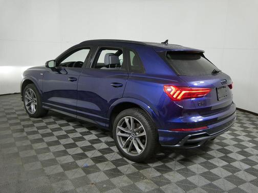 2022 Audi Q3 45 S line Premium Plus