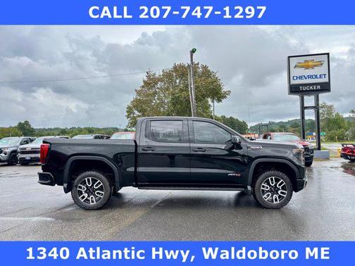 2023 GMC Sierra 1500 AT4