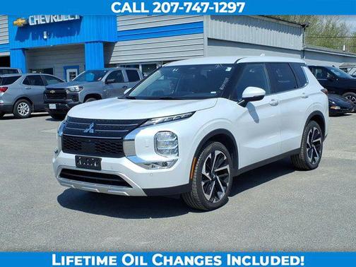 Cosmic Blue Metallic 2024 Mitsubishi Outlander SE S-AWC