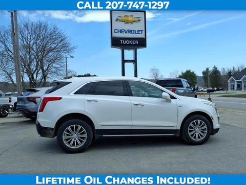 Crystal White Tricoat 2017 Cadillac XT5 Luxury