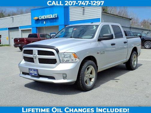 Brilliant Black Crystal Pearlcoat 2017 RAM 1500 Express