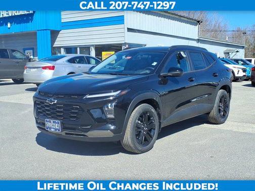 Mosaic Black Metallic 2026 Chevrolet Trax FWD ACTIV