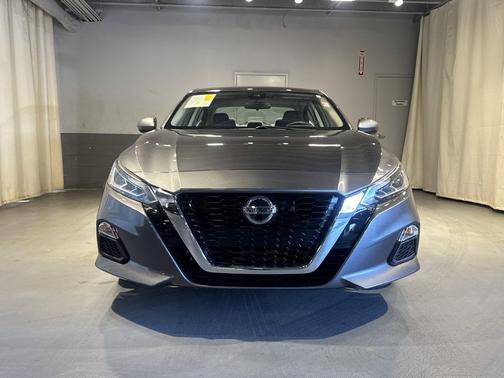 Gun Metallic 2021 Nissan Altima 2.5 SV