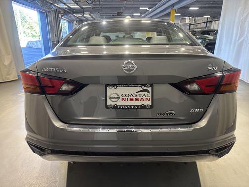 Gun Metallic 2021 Nissan Altima 2.5 SV